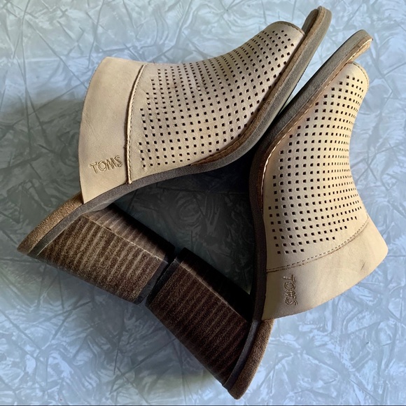 TOMS Majorca Suede Slide Sandal 9 - Picture 6 of 8